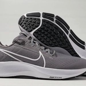 NWOT Nike Air Pegasus 38 Running Shoes Women’s size 11/ men’s size 9 Grey